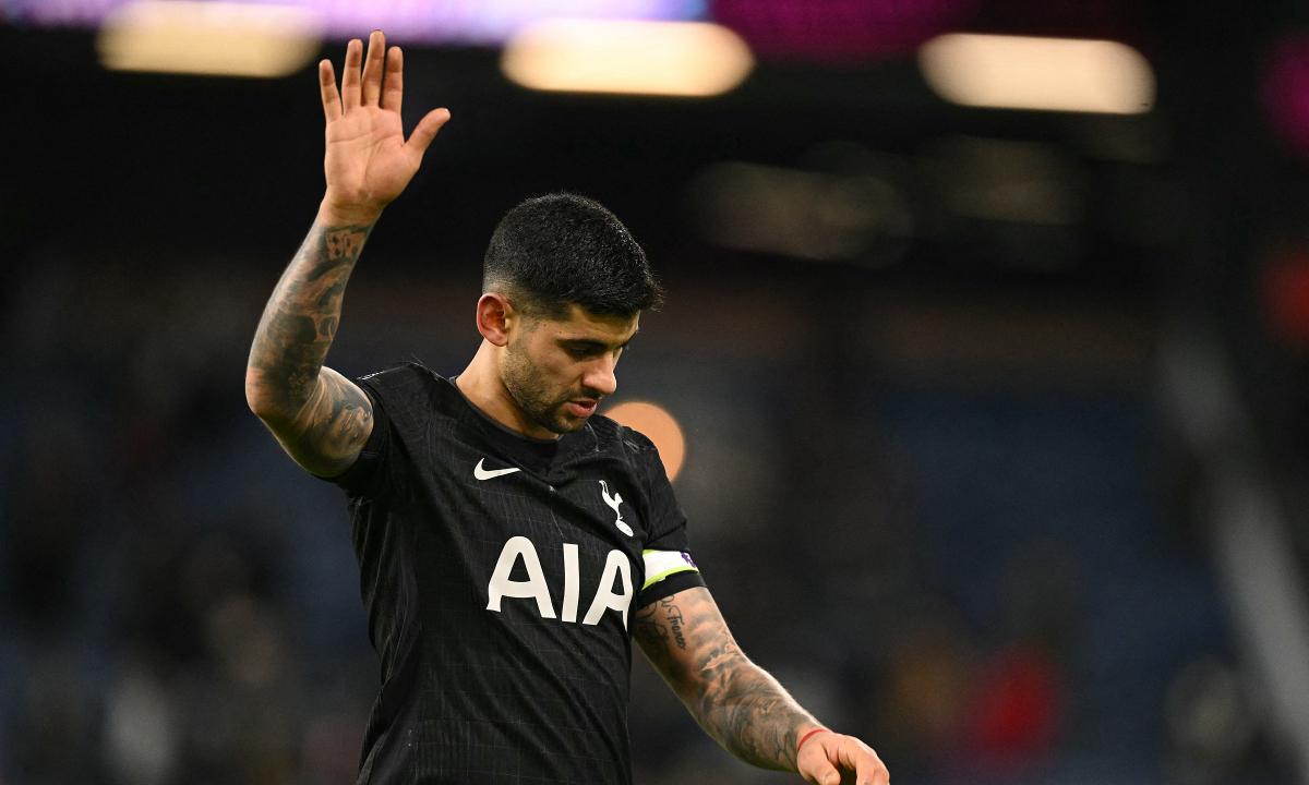 Man Utd Nhắm Mua Đội Trưởng Tottenham: Cơ Hội Vàng Cho Fan Cá Cược Bóng Đá Online - hình ảnh - x88beta.com Man Utd Nhắm Mua Đội Trưởng Tottenham: Cơ Hội Vàng Cho Fan Cá Cược Bóng Đá Online - hình ảnh - x88beta.com
