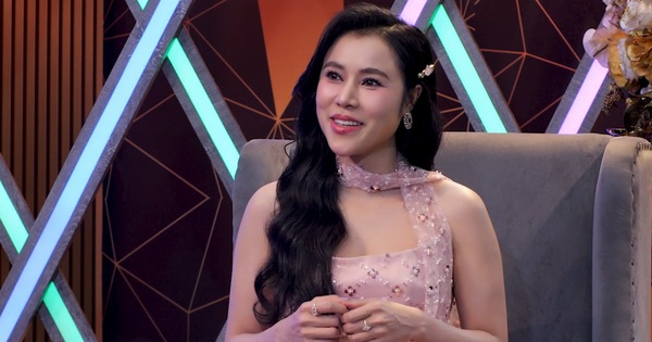 Ca sĩ Hồng Gấm và cuộc sống kín tiếng tuổi 33: Vẫn cháy hết mình với bolero - hình ảnh - x88beta.com Ca sĩ Hồng Gấm và cuộc sống kín tiếng tuổi 33: Vẫn cháy hết mình với bolero - hình ảnh - x88beta.com