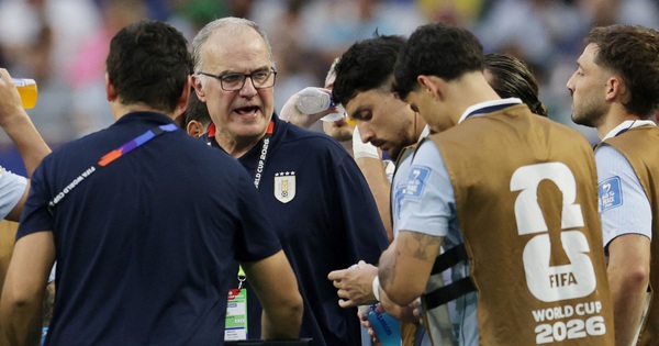 Cầu thủ Uruguay phản ứng dữ dội HLV Bielsa trước trận quyết đấu Tây Ban Nha - hình ảnh - x88beta.com