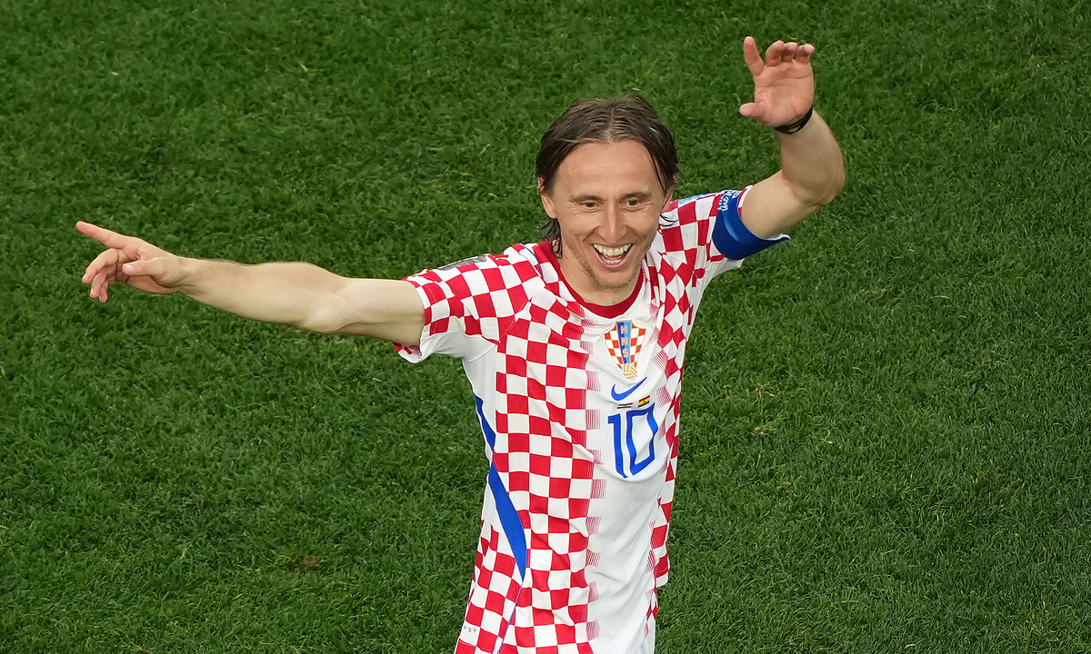 X88 cược bóng đá: Modric lập kỷ lục kiến tạo, Croatia vượt Ghana vào vòng 1/16 World Cup 2026 - hình ảnh - x88beta.com X88 cược bóng đá: Modric lập kỷ lục kiến tạo, Croatia vượt Ghana vào vòng 1/16 World Cup 2026 - hình ảnh - x88beta.com