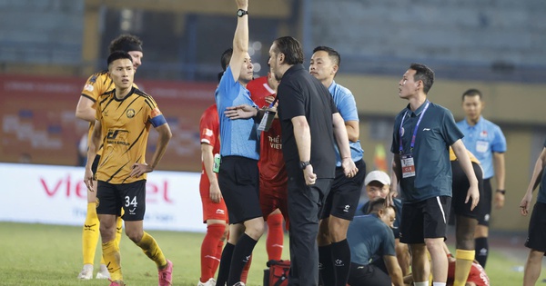 HLV Popov dọa rời V-League sau trận hòa gây tranh cãi của Thể Công Viettel - hình ảnh - x88beta.com HLV Popov dọa rời V-League sau trận hòa gây tranh cãi của Thể Công Viettel - hình ảnh - x88beta.com