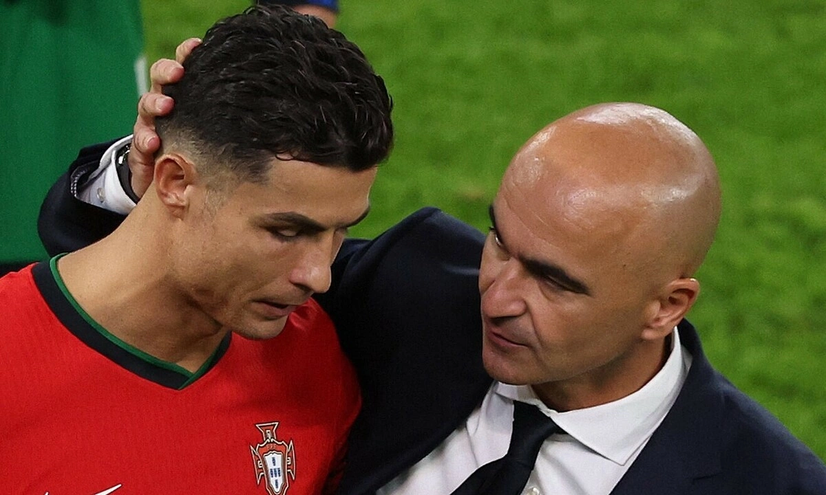 Shearer: ‘HLV Bồ Đào Nha không dám thay Ronaldo’ - hình ảnh - x88beta.com Shearer: ‘HLV Bồ Đào Nha không dám thay Ronaldo’ - hình ảnh - x88beta.com