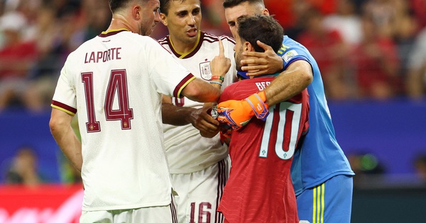 X88 đổi thưởng: Rodri xin lỗi sau xô xát khiến Bồ Đào Nha bị loại khỏi World Cup 2026 - hình ảnh - x88beta.com