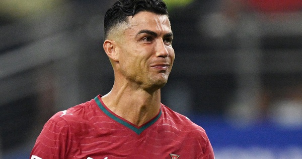 Ronaldo nghẹn ngào chia tay World Cup: Khoảnh khắc xúc động và cơ hội mới trên X88 cược thể thao - hình ảnh - x88beta.com Ronaldo nghẹn ngào chia tay World Cup: Khoảnh khắc xúc động và cơ hội mới trên X88 cược thể thao - hình ảnh - x88beta.com