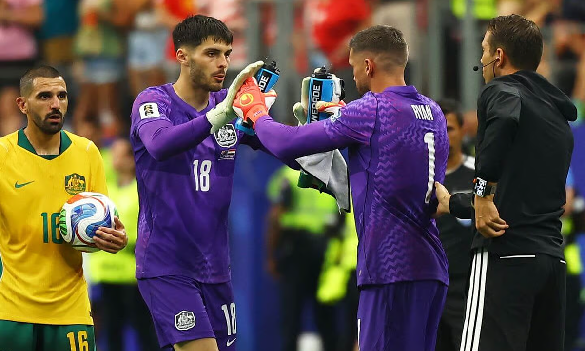 Thay thủ môn trước loạt 11m, Australia vẫn thua Ai Cập tại World Cup 2026 - hình ảnh - x88beta.com Thay thủ môn trước loạt 11m, Australia vẫn thua Ai Cập tại World Cup 2026 - hình ảnh - x88beta.com